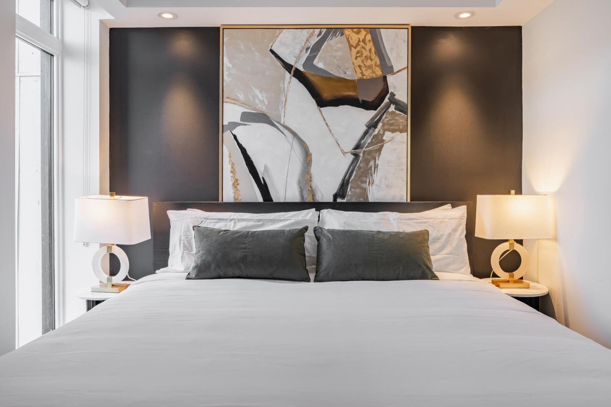 Westview Luxury Suites Ottawa Buitenkant foto