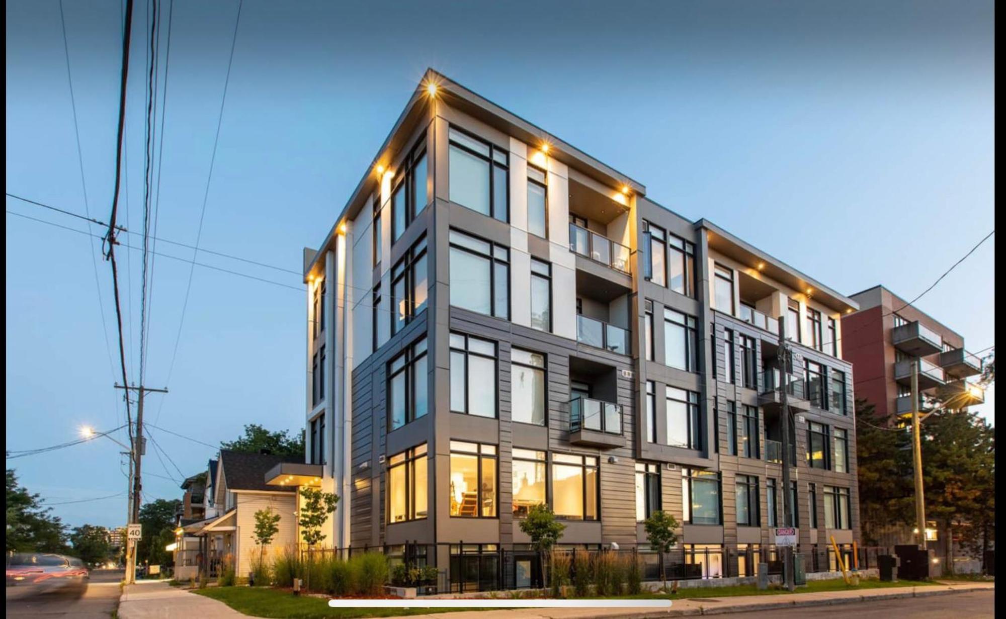 Westview Luxury Suites Ottawa Buitenkant foto