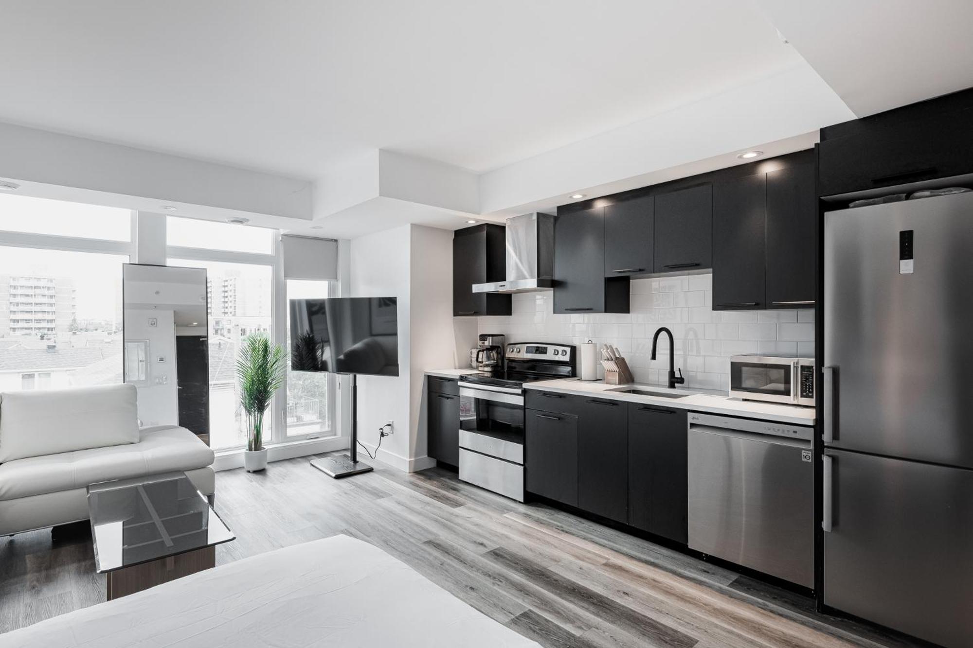 Westview Luxury Suites Ottawa Buitenkant foto
