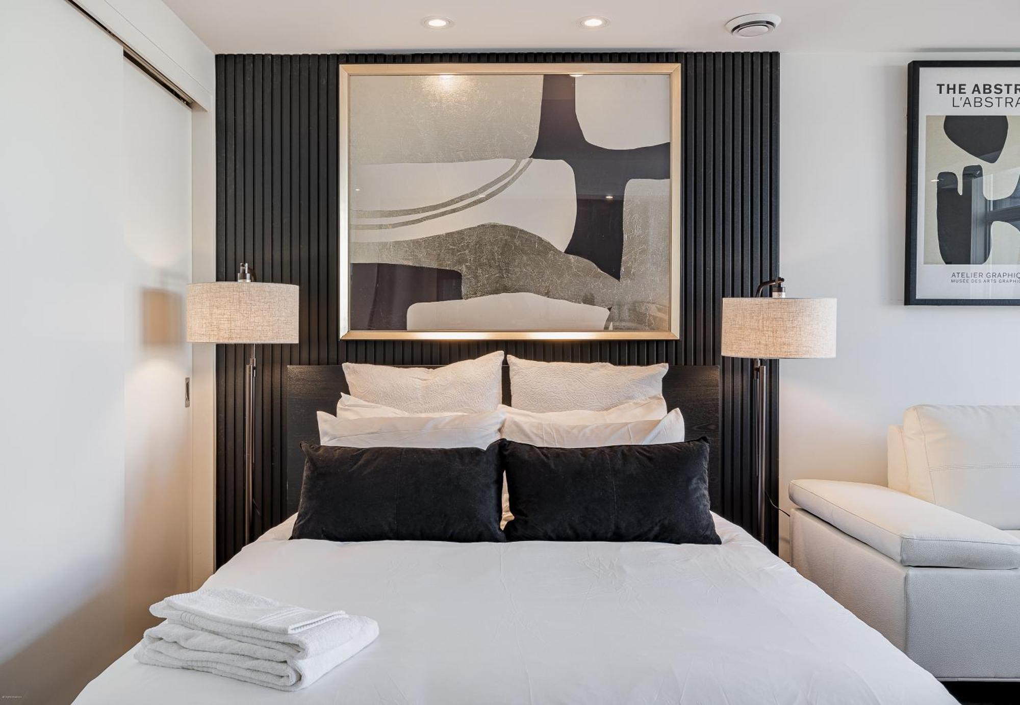 Westview Luxury Suites Ottawa Buitenkant foto