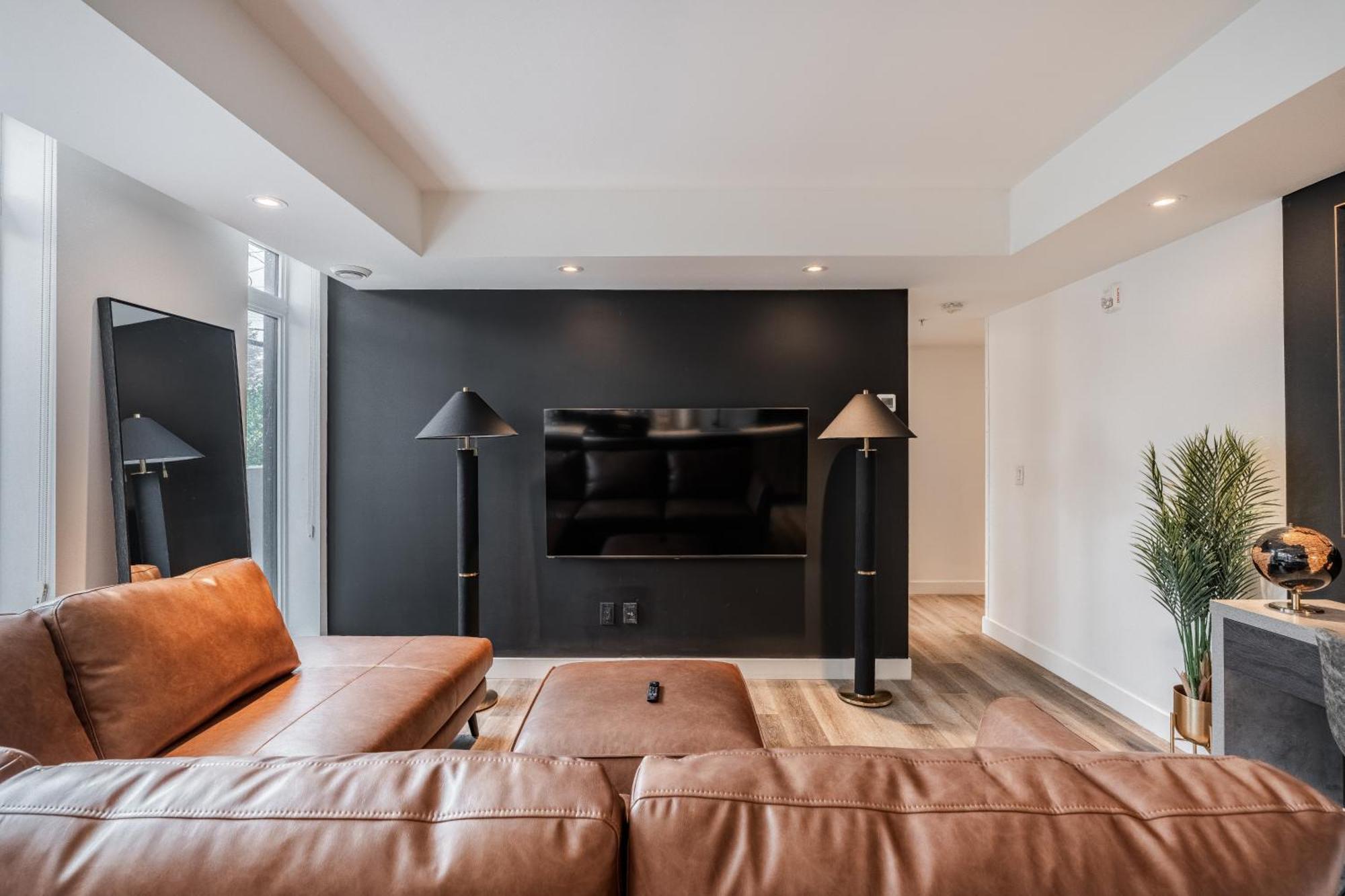 Westview Luxury Suites Ottawa Buitenkant foto