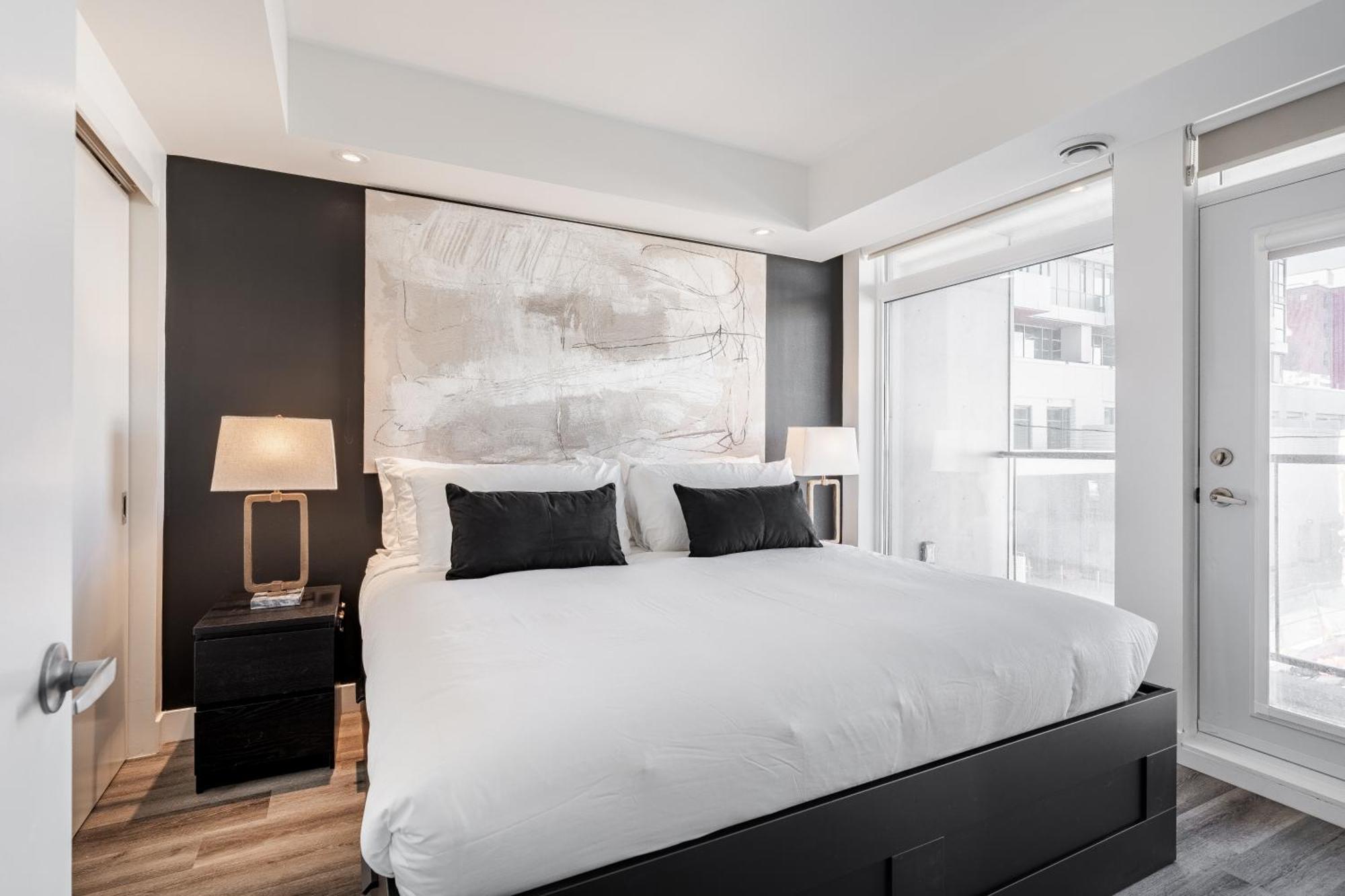 Westview Luxury Suites Ottawa Buitenkant foto
