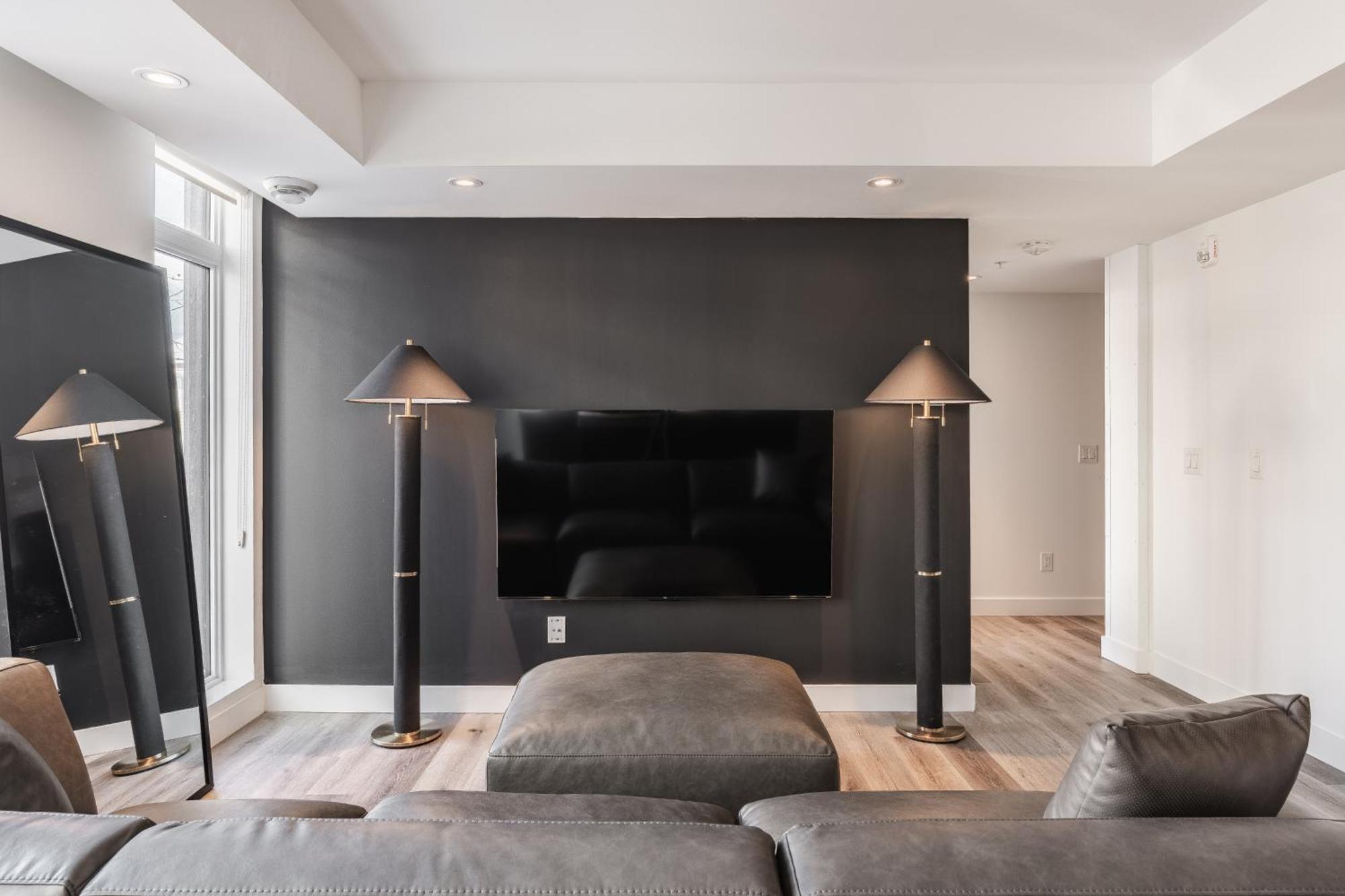 Westview Luxury Suites Ottawa Buitenkant foto
