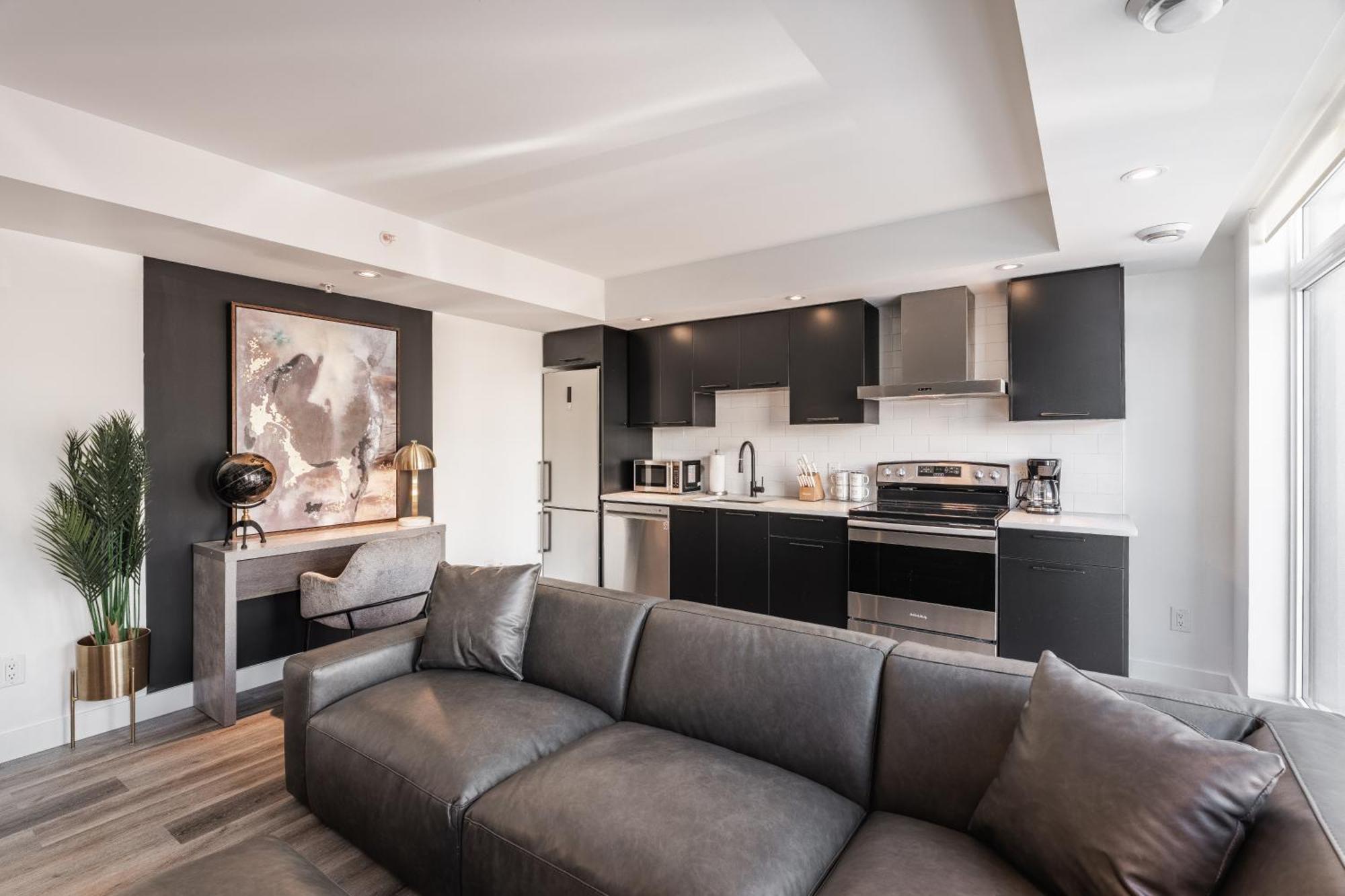 Westview Luxury Suites Ottawa Buitenkant foto