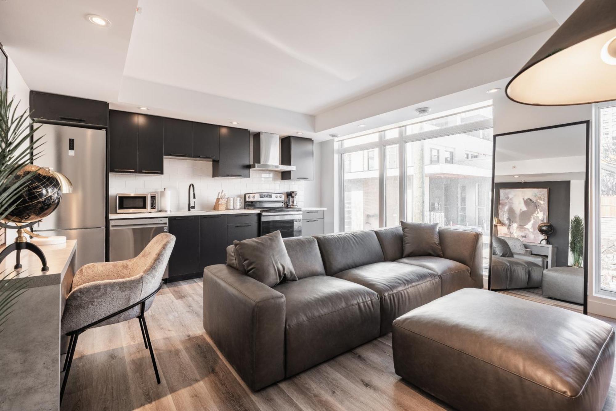 Westview Luxury Suites Ottawa Buitenkant foto